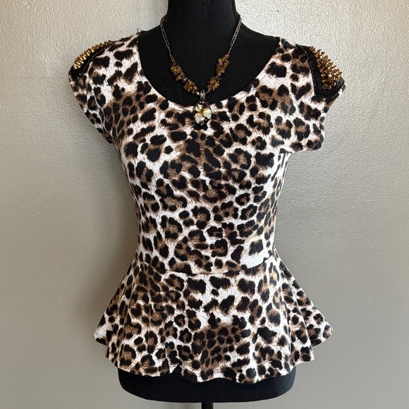 Annabelle Wild Leopard Print Blouse - Picture 1 of 6